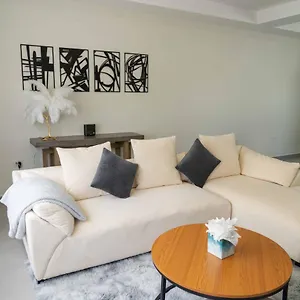 Spacious 3br With Own Private Cozy Pool Apartment